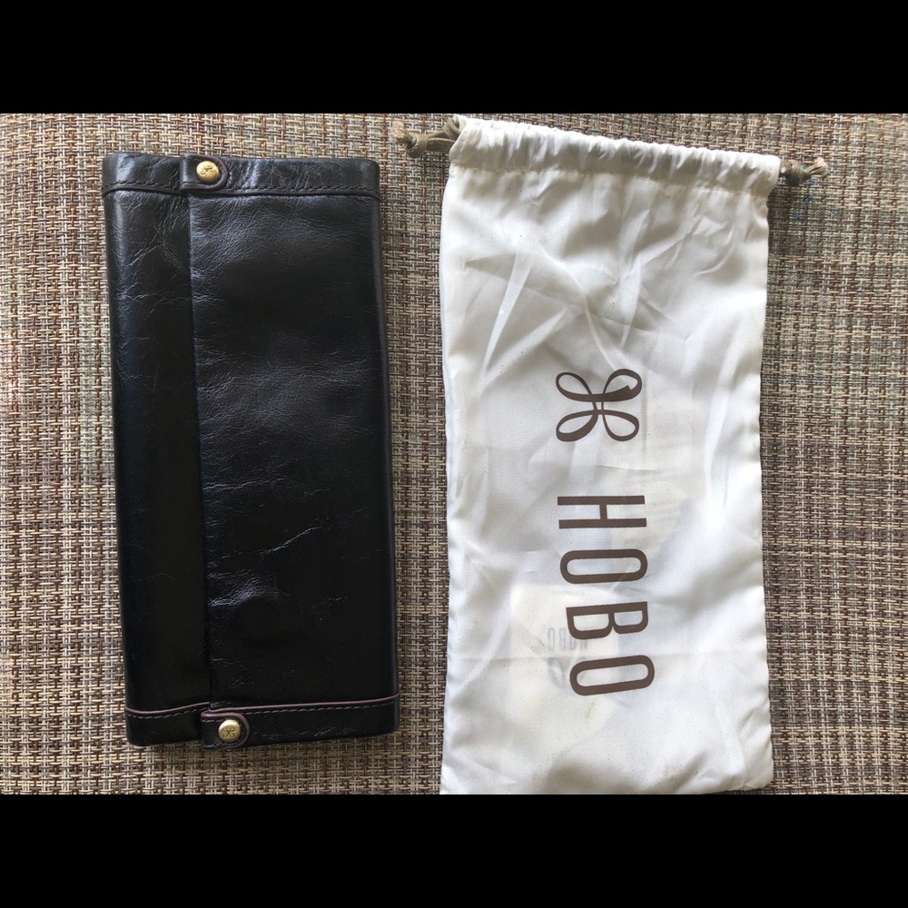 HOBO Fable Black leather wallet